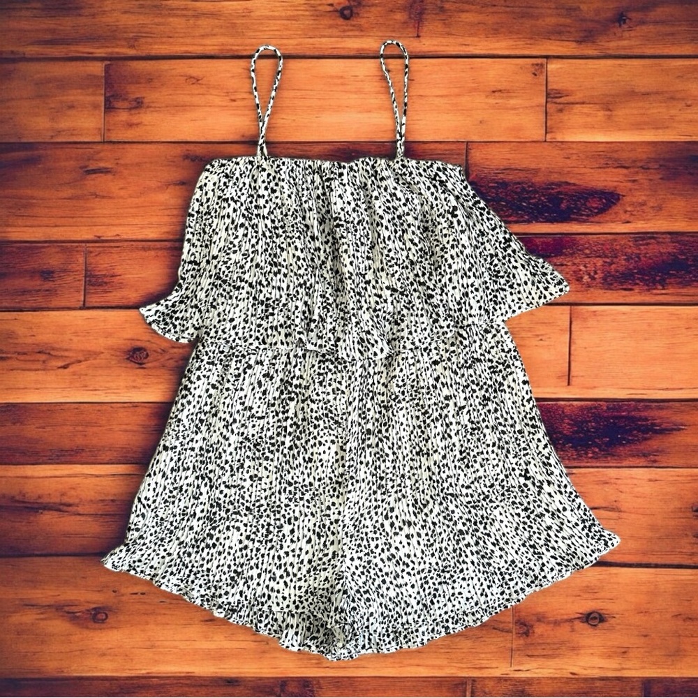 American Threads Cheetah Print Romper size Small